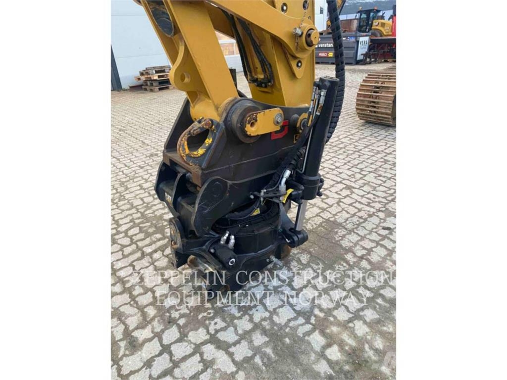 CAT 326-07 Beltegraver