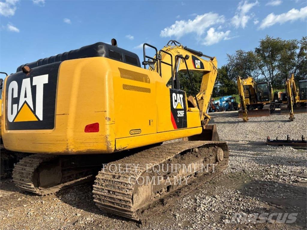 CAT 326F10 Rupsgraafmachines