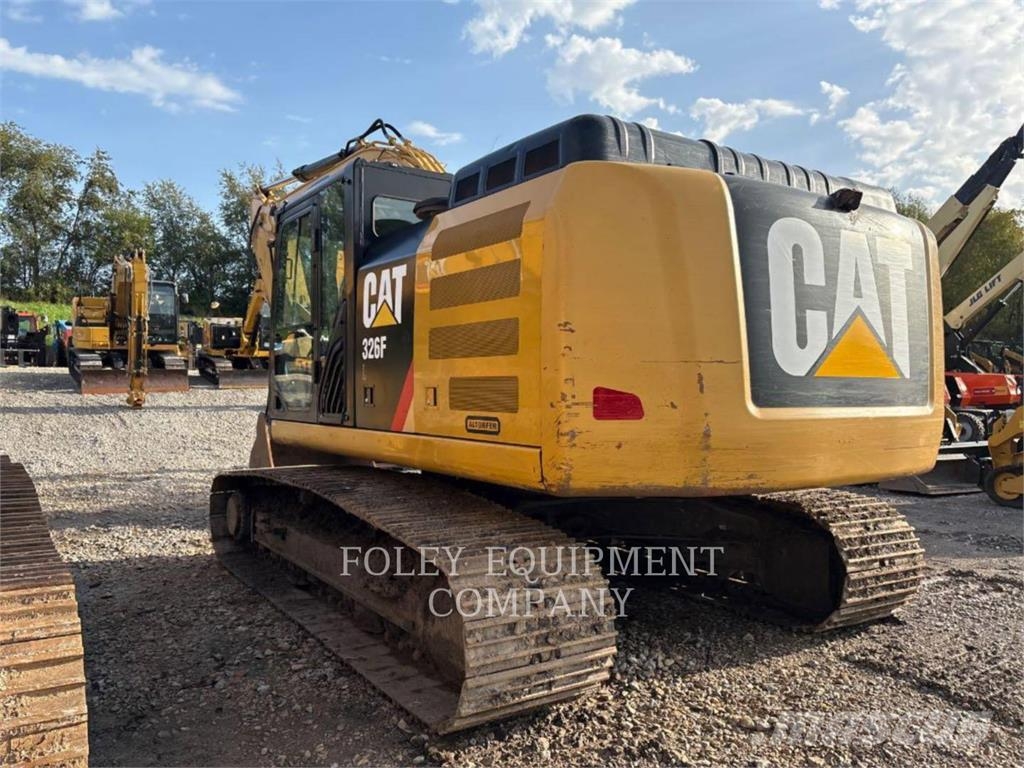CAT 326F10 Rupsgraafmachines