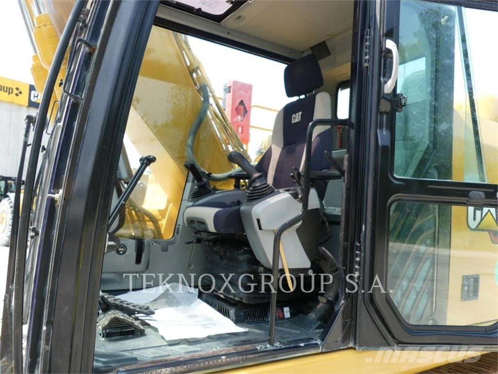CAT 326FL Rupsgraafmachines