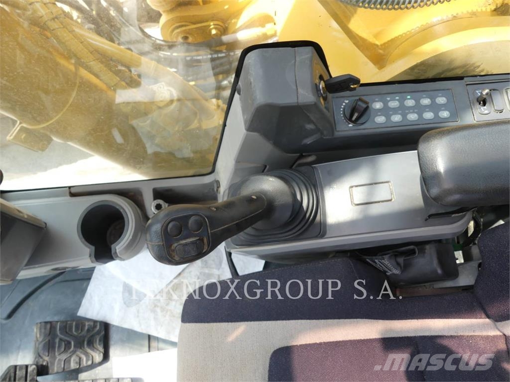 CAT 326FL Rupsgraafmachines