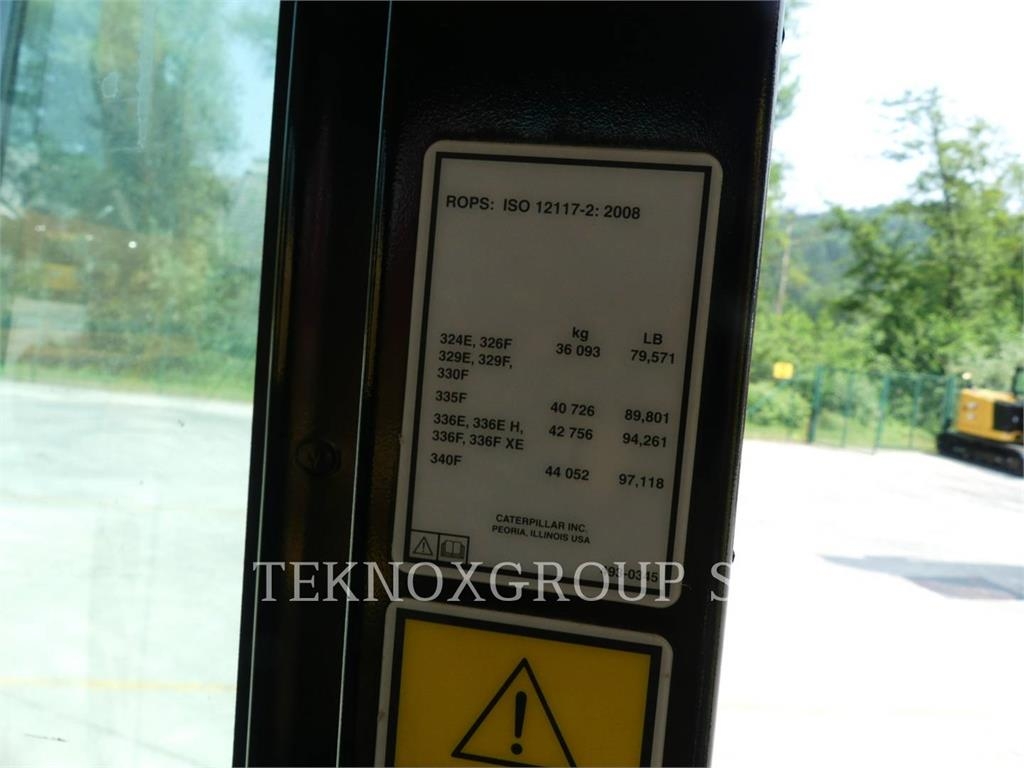 CAT 326FL Rupsgraafmachines