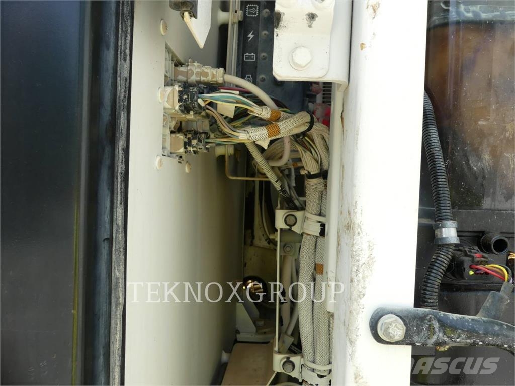 CAT 326FL Rupsgraafmachines