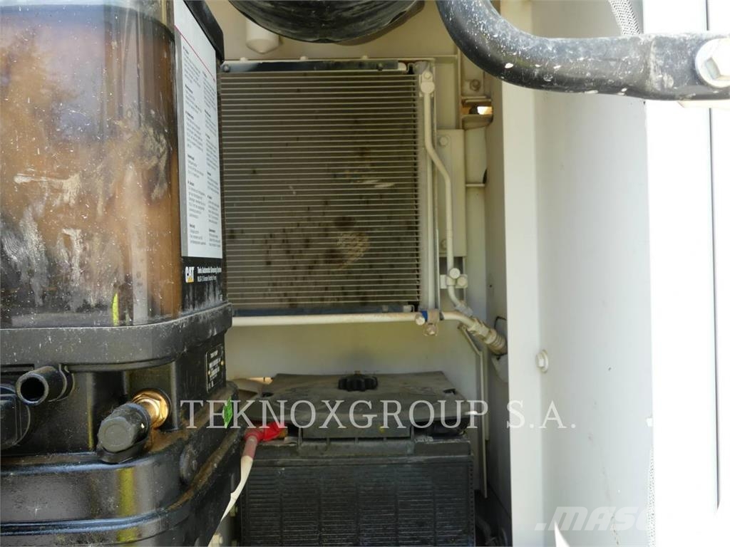 CAT 326FL Rupsgraafmachines