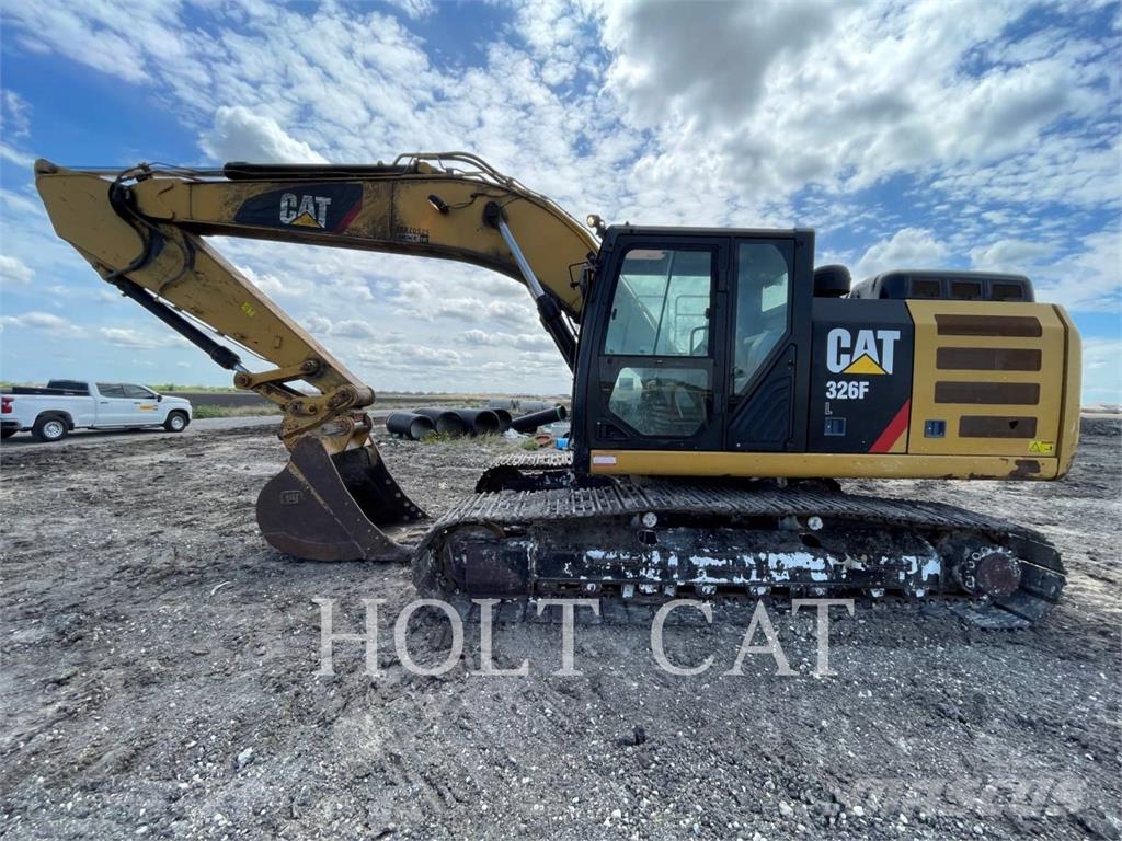 CAT 326FL Гусеничные экскаваторы