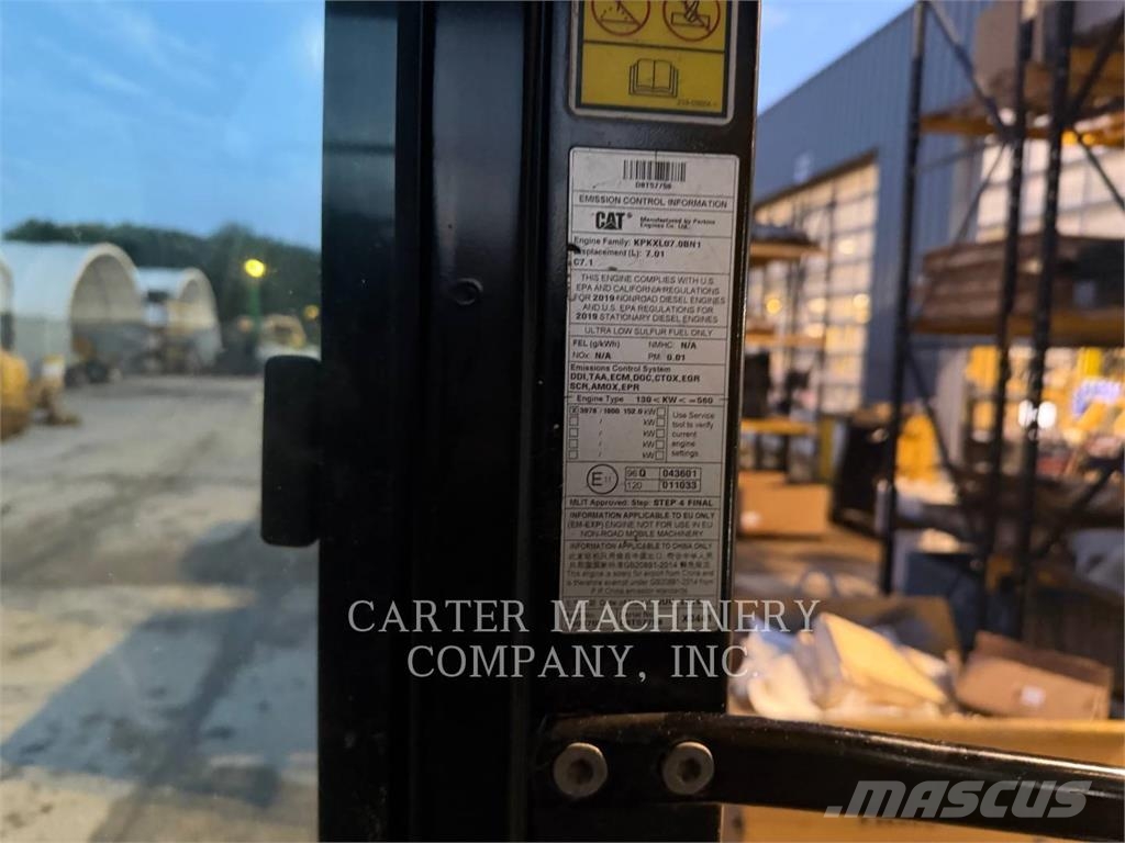 CAT 326FL Kāpurķēžu ekskavatori