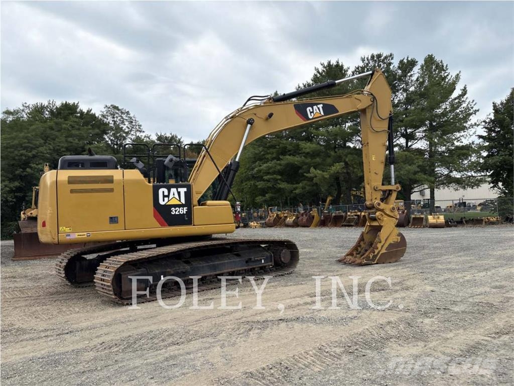 CAT 326FL Raupenbagger