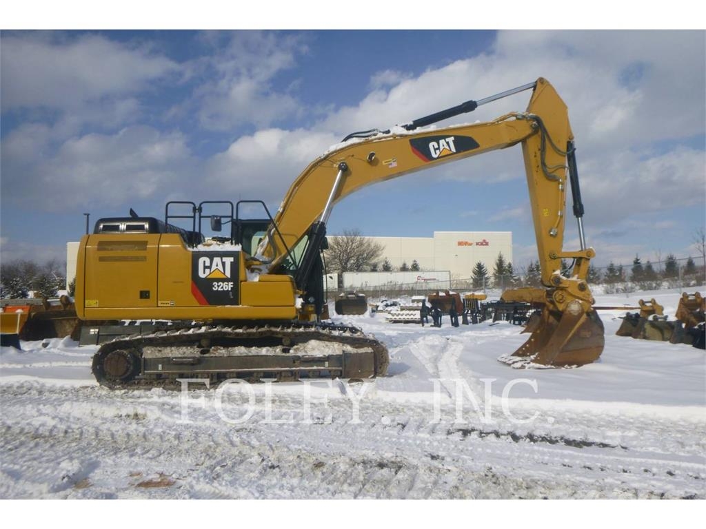 CAT 326FL Bagri goseničarji