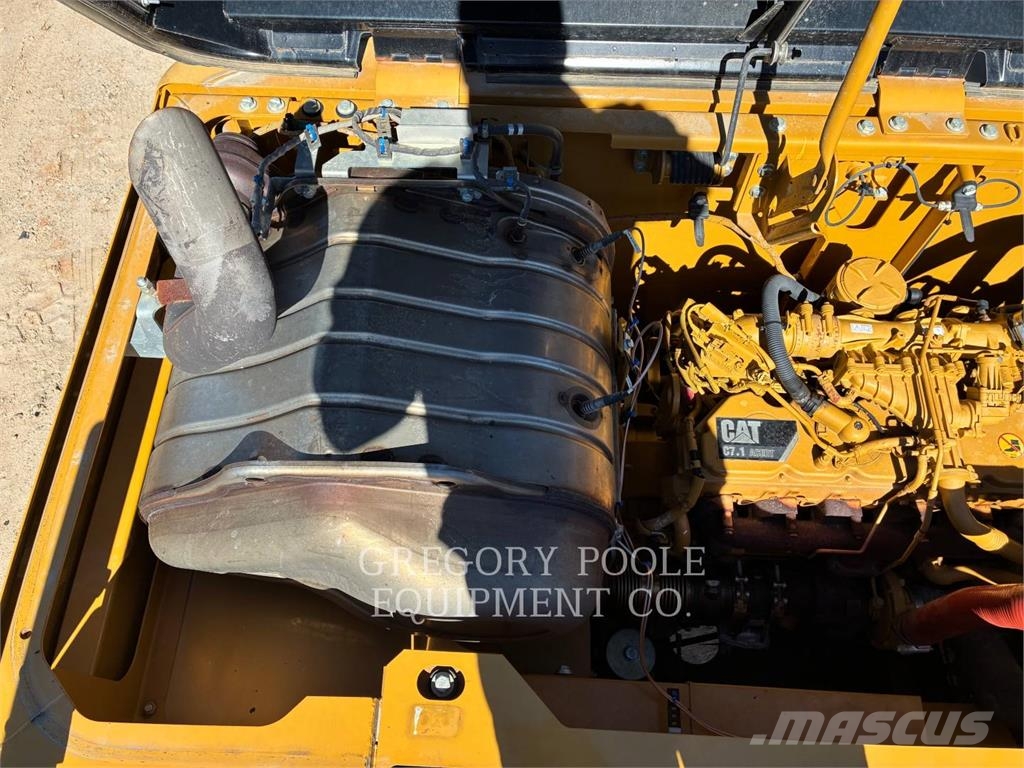 CAT 326FL Escavatori cingolati