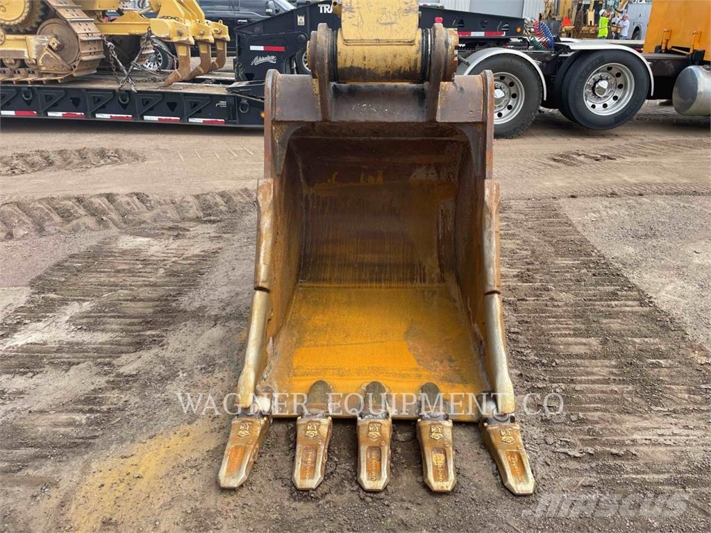 CAT 326FL Escavatori cingolati