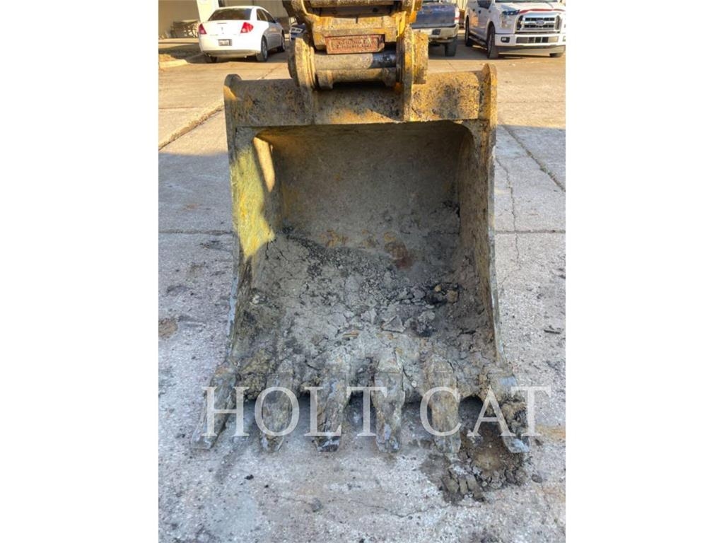 CAT 326FL TC Εκσκαφείς με ερπύστριες