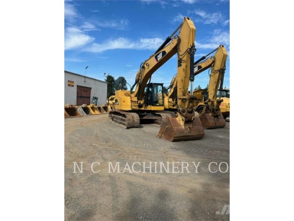 CAT 328D LCR Rupsgraafmachines