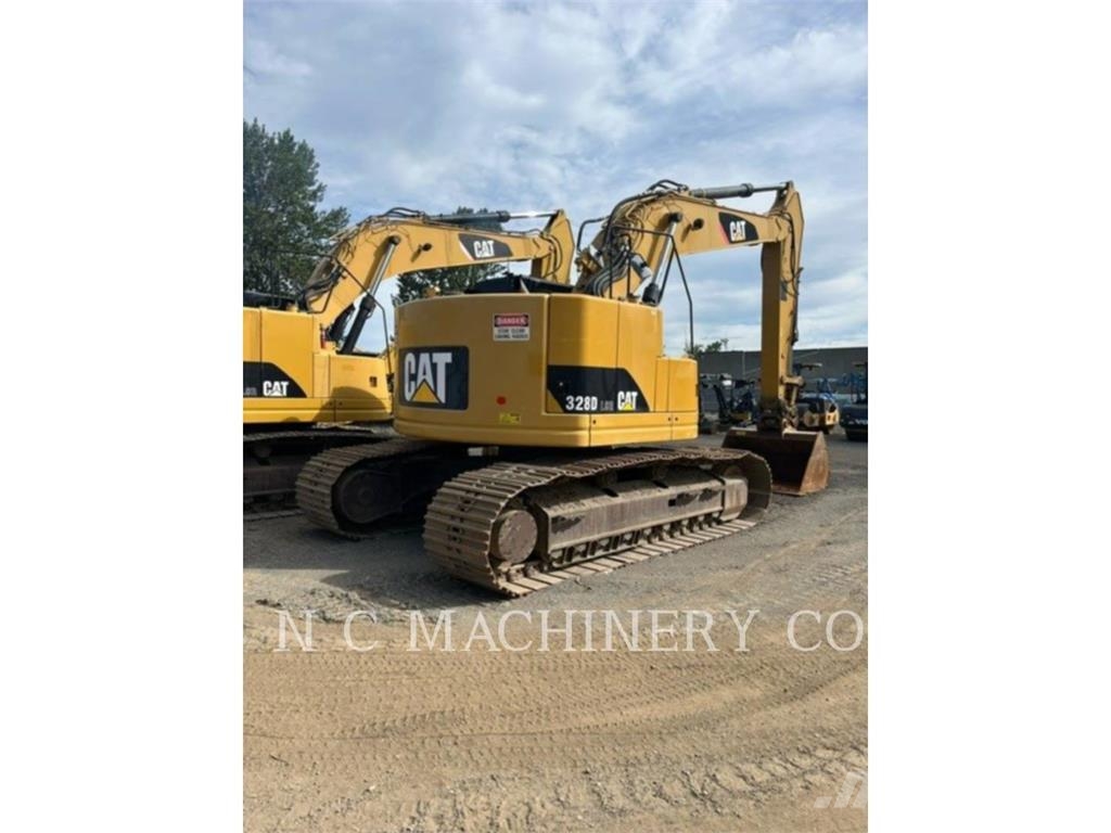 CAT 328D LCR Rupsgraafmachines