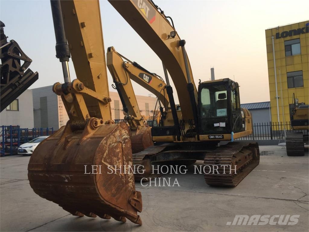 CAT 329DL Raupenbagger