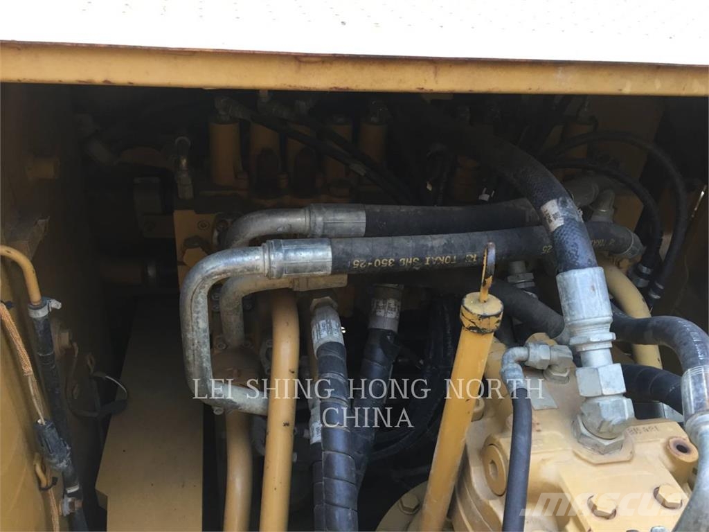 CAT 329DL Raupenbagger