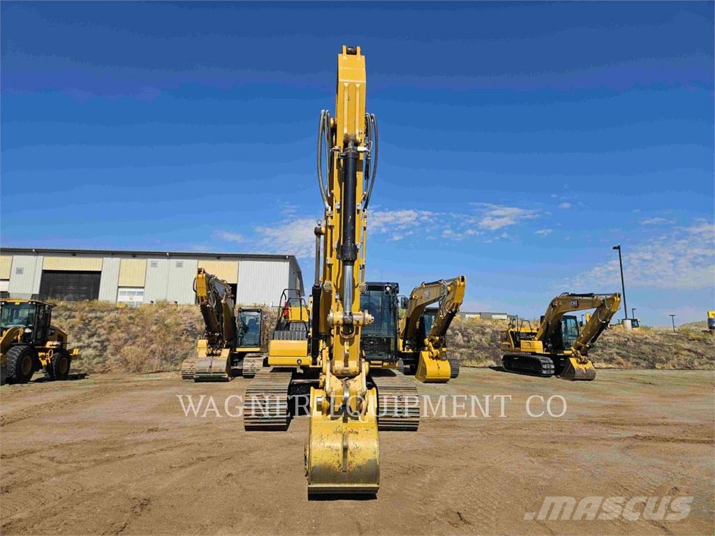 CAT 330 حفارات زحافة
