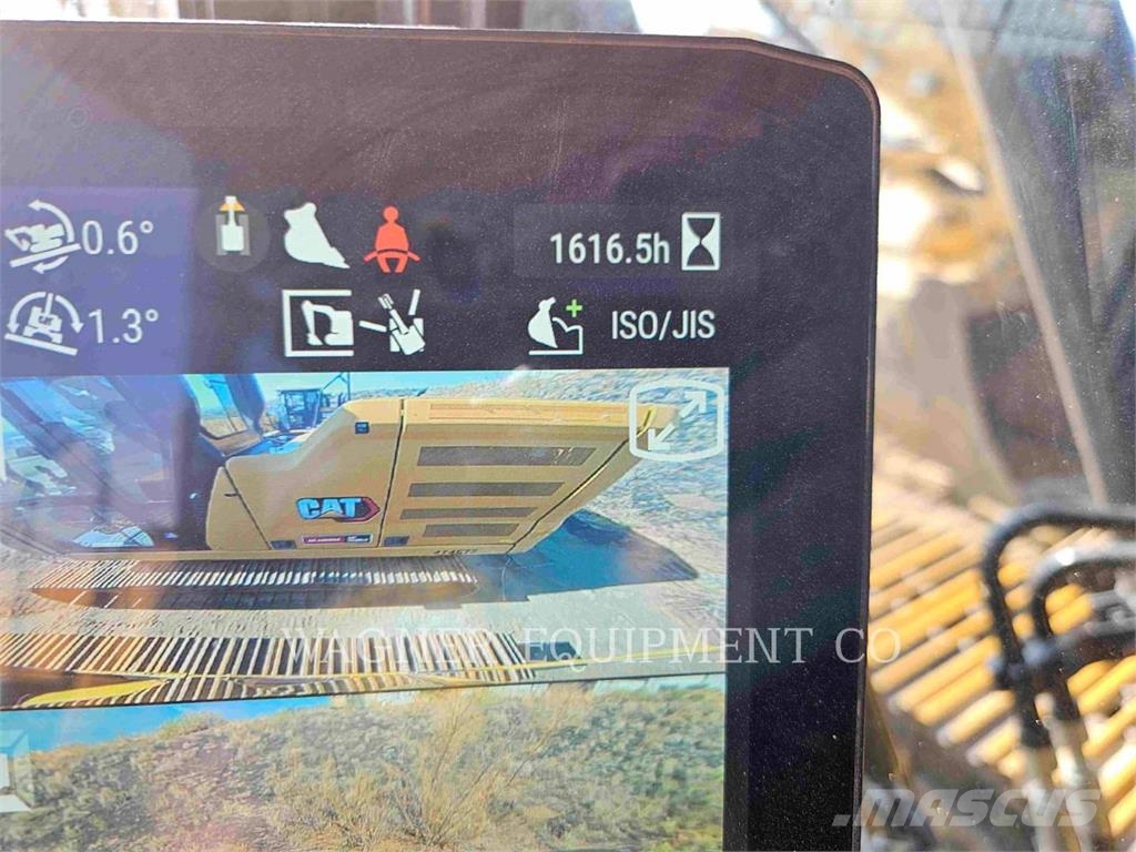 CAT 330 حفارات زحافة