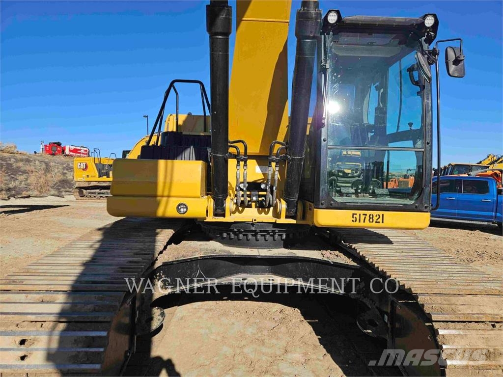 CAT 330 حفارات زحافة