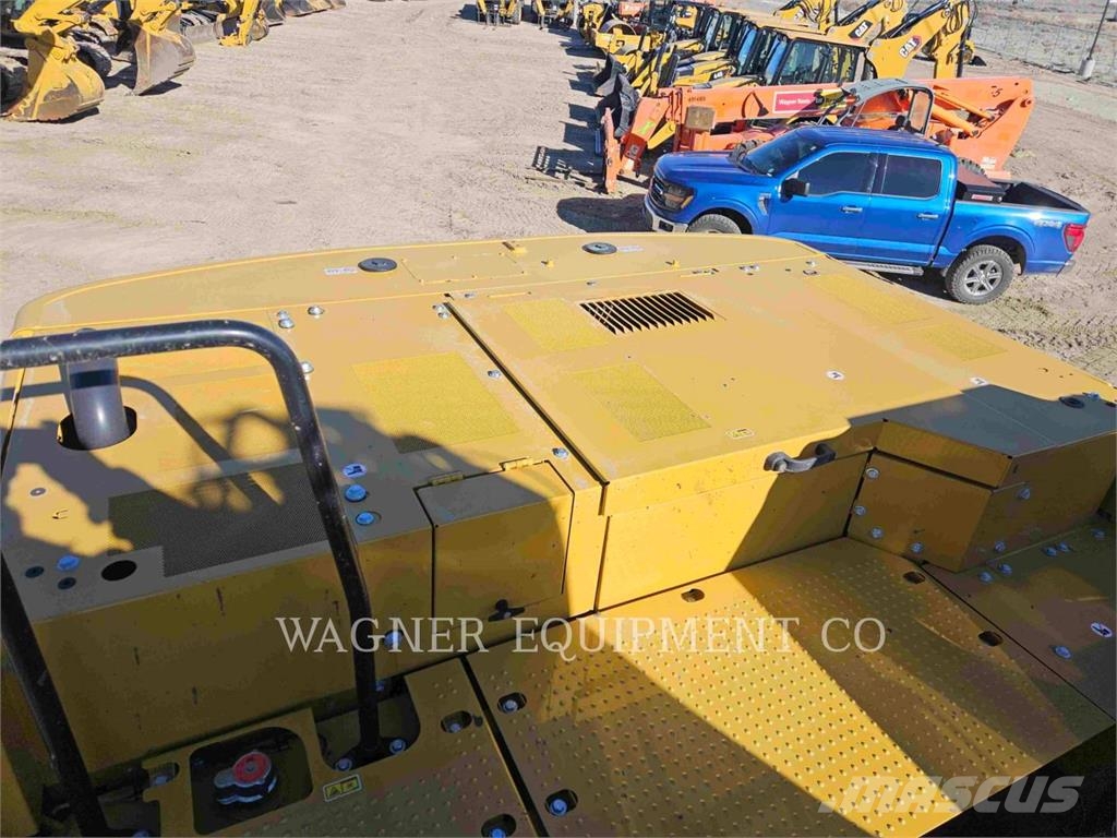 CAT 330 حفارات زحافة