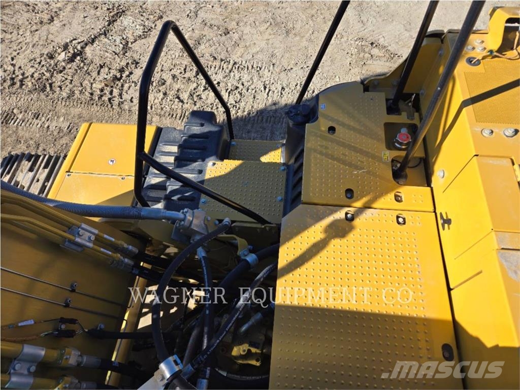 CAT 330 Vikšriniai ekskavatoriai
