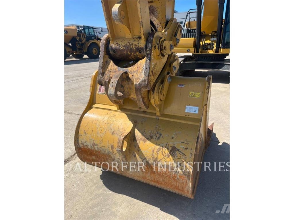 CAT 330-07 Beltegraver