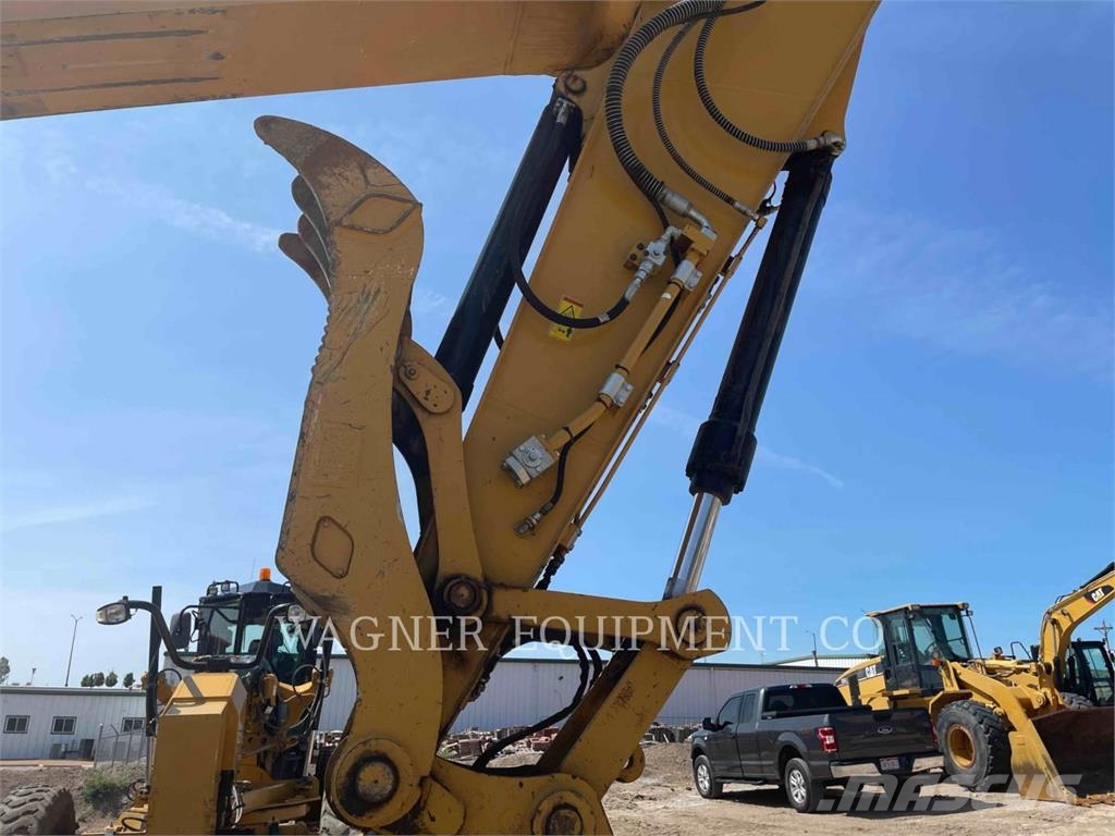 CAT 330-07 Pásové rýpadlá