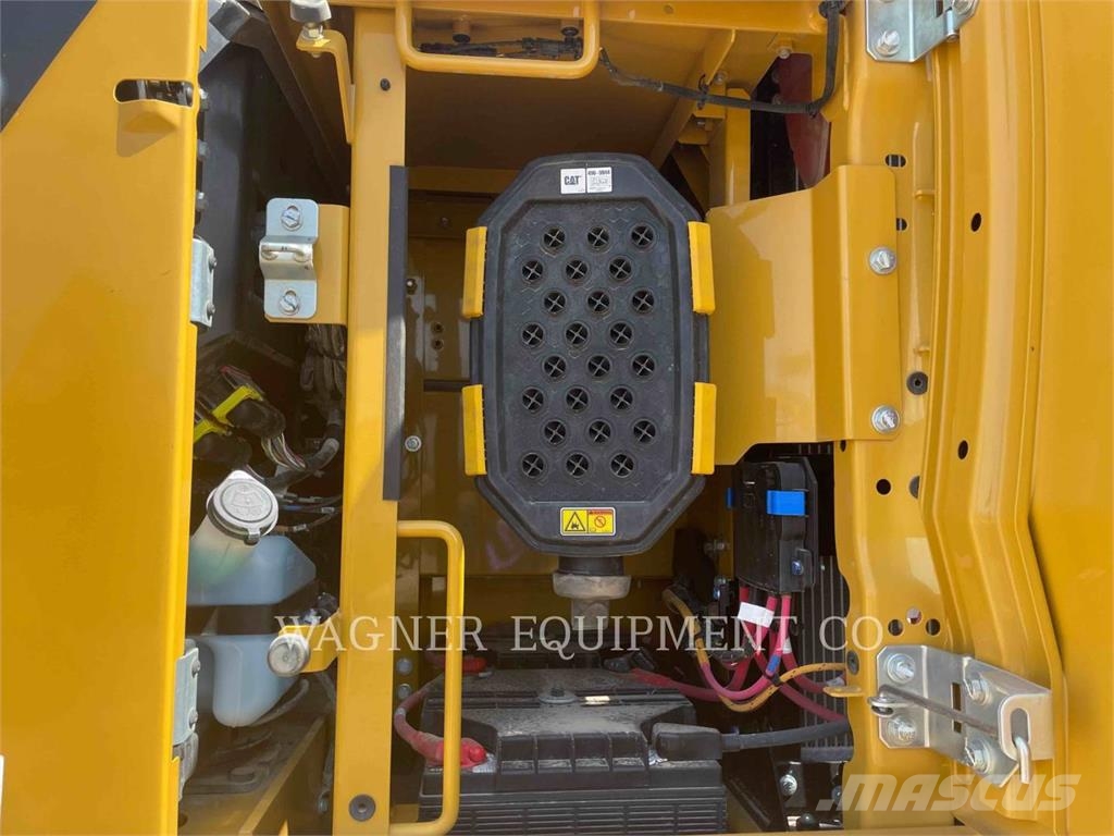 CAT 330-07 Pásové rýpadlá