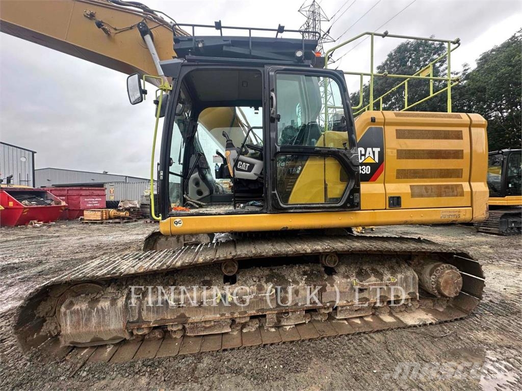 CAT 330 2D Crawler excavators