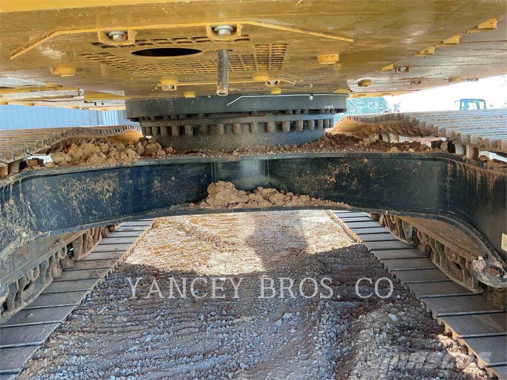 CAT 330 QC Rupsgraafmachines