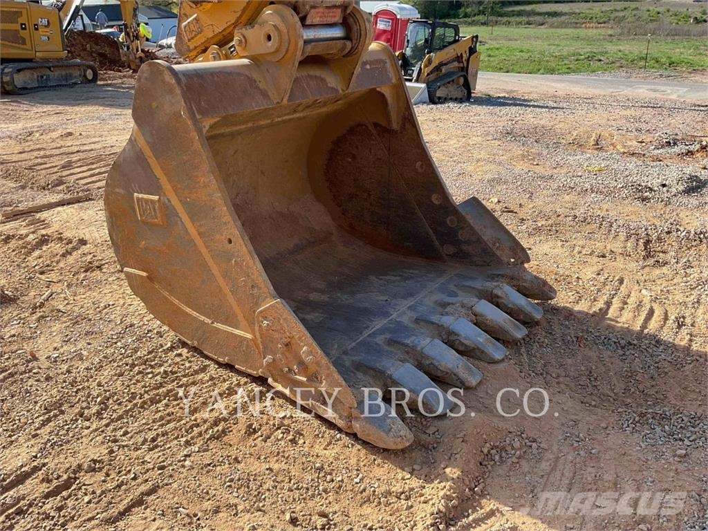 CAT 330 QC Rupsgraafmachines