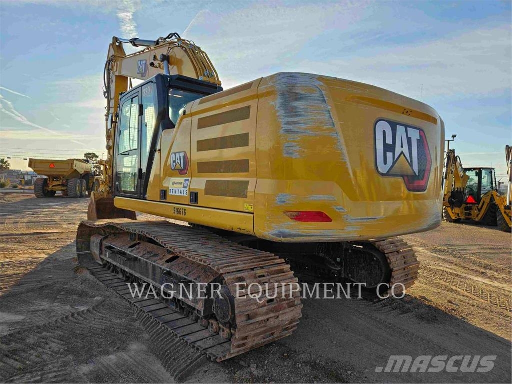 CAT 33007 حفارات زحافة