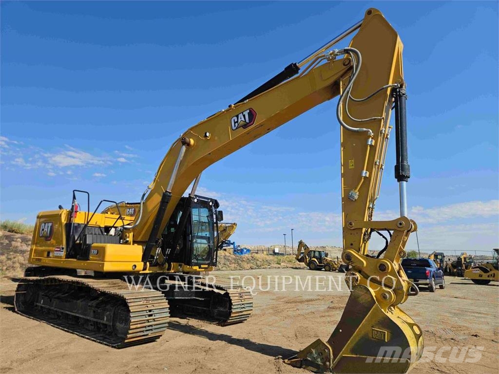 CAT 33007 حفارات زحافة