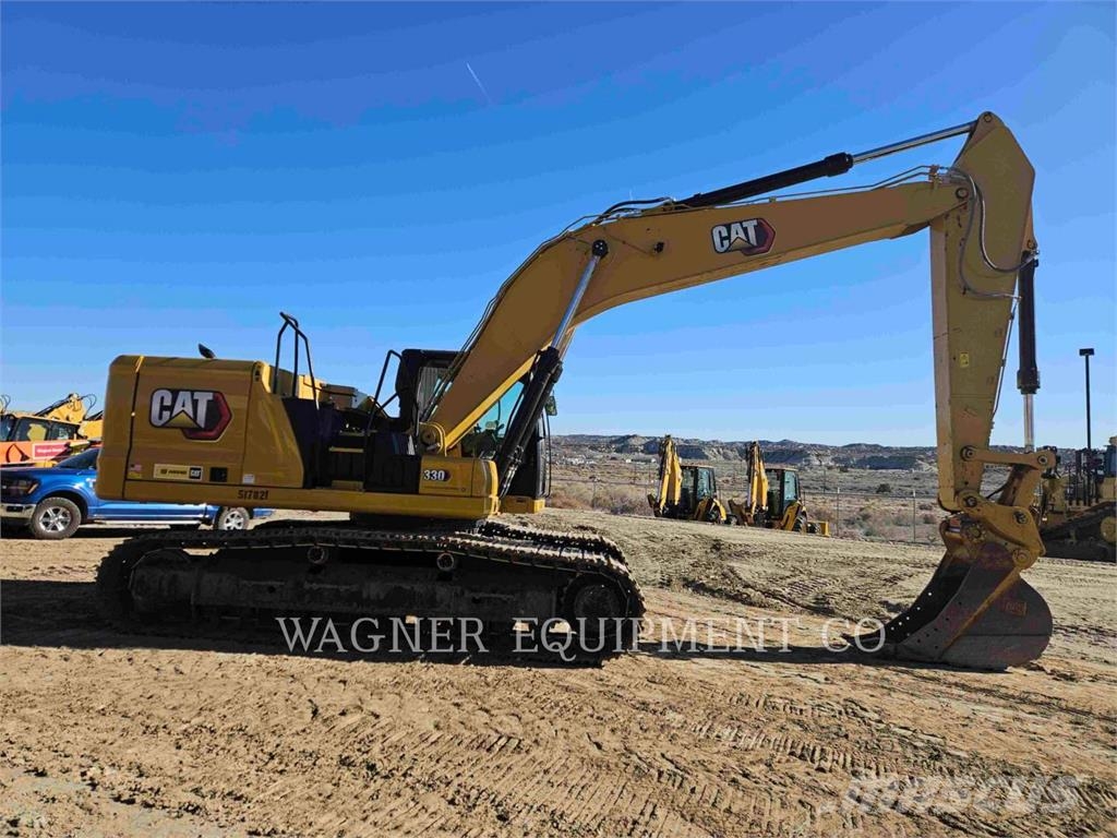 CAT 33007 Raupenbagger