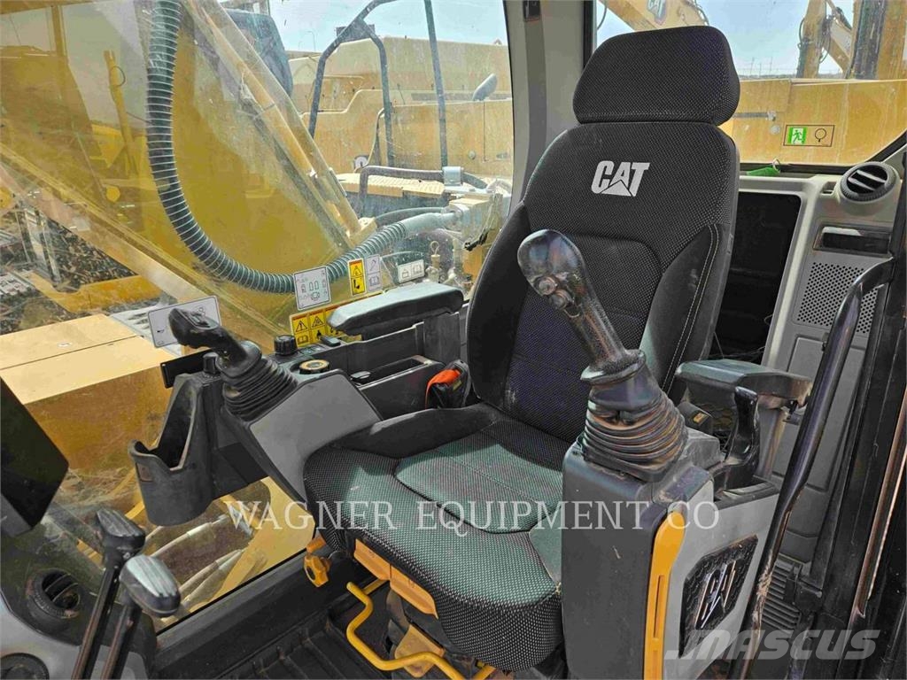 CAT 33007 Kāpurķēžu ekskavatori