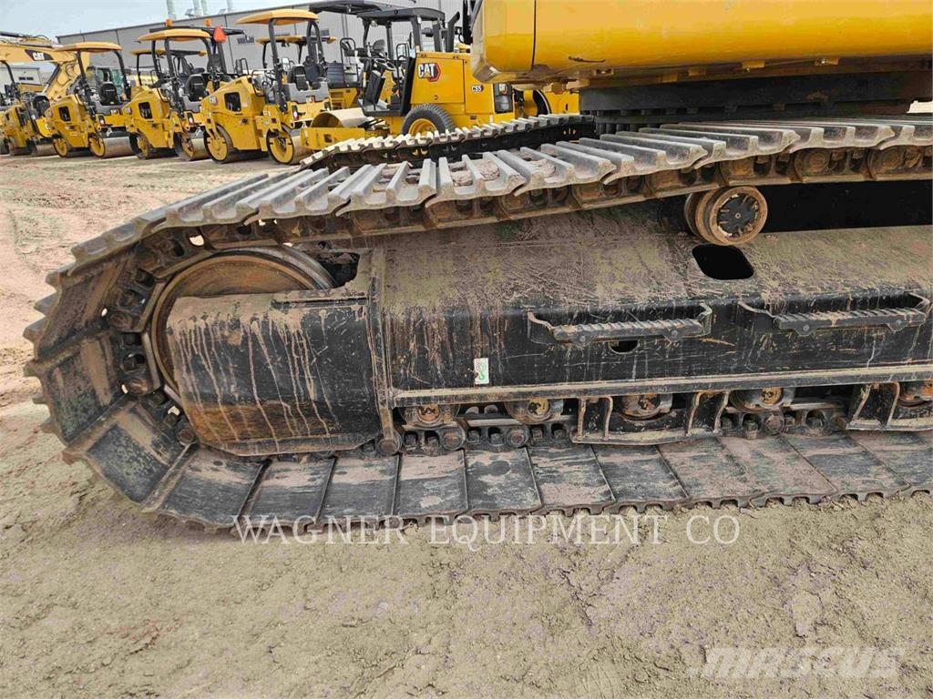 CAT 33007 Kāpurķēžu ekskavatori