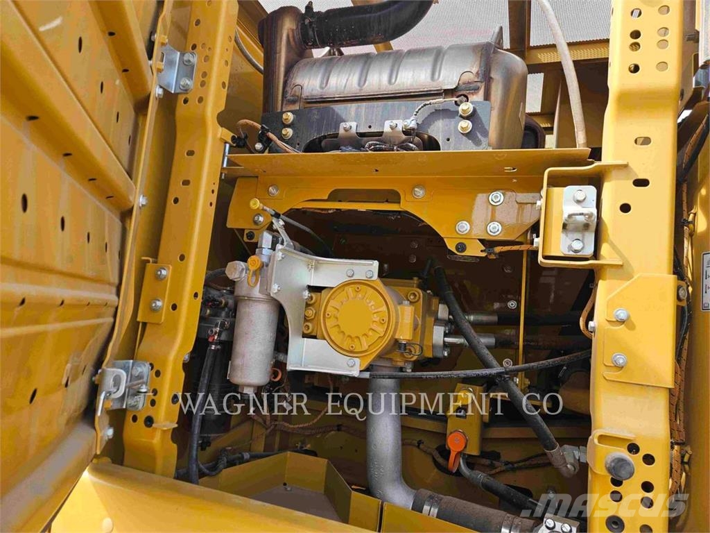 CAT 33007 Kāpurķēžu ekskavatori