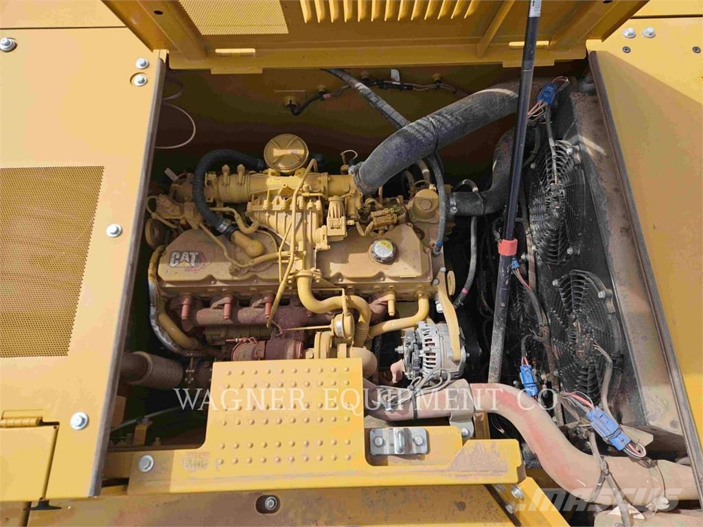 CAT 33007 Kāpurķēžu ekskavatori