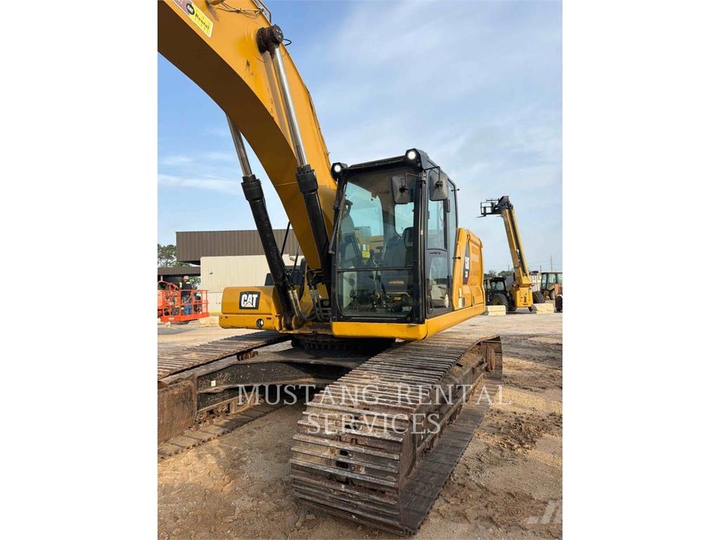 CAT 33007 Excavatoare pe șenile