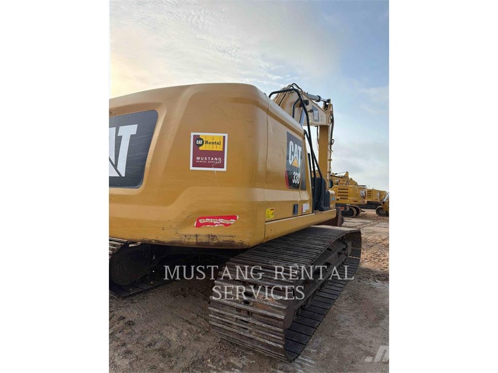 CAT 33007 Excavatoare pe șenile