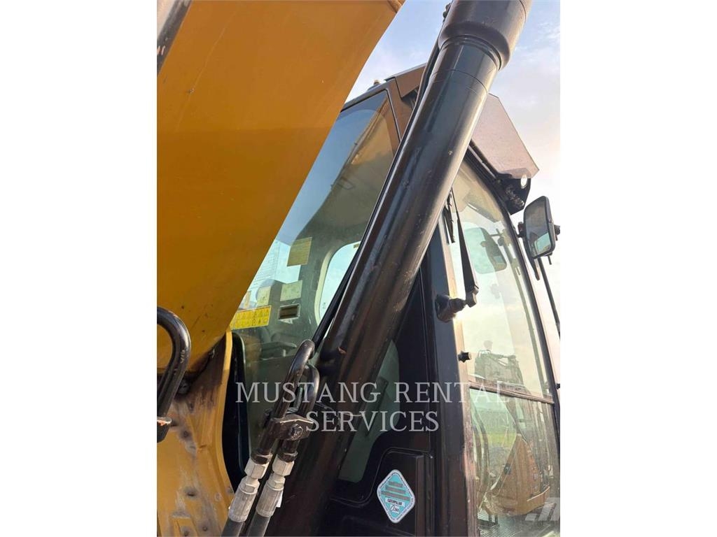 CAT 33007 Excavatoare pe șenile