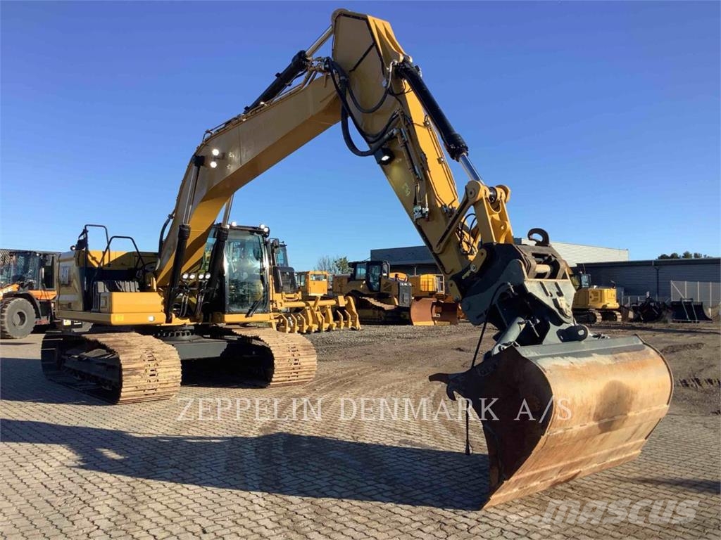 CAT 33007 Gravemaskiner på larvebånd