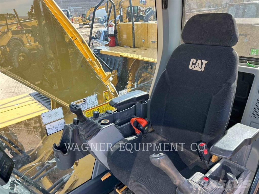 CAT 33007GC Bagri goseničarji
