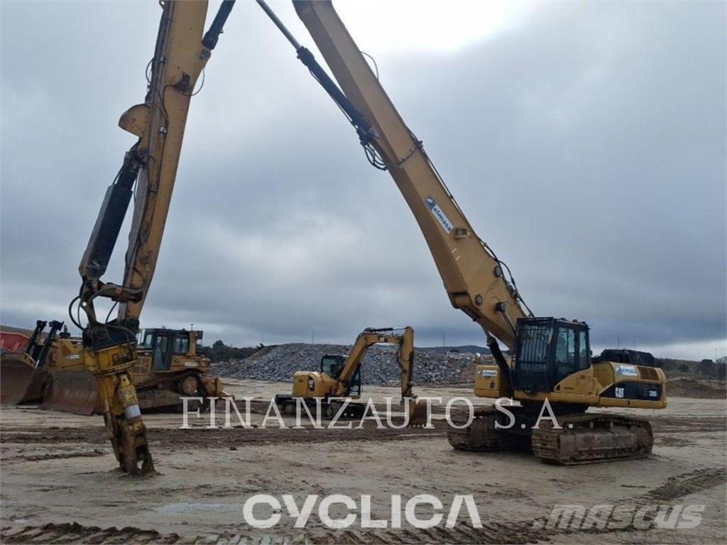 CAT 330DL Pásové rýpadlá