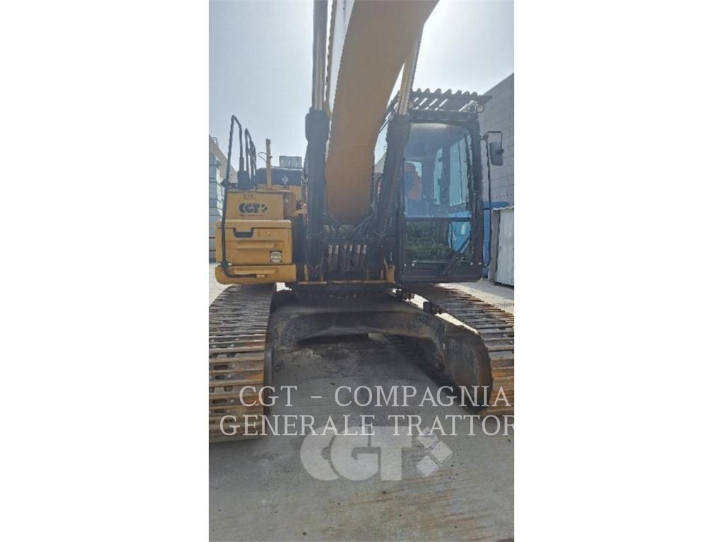 CAT 330F Paletli ekskavatörler
