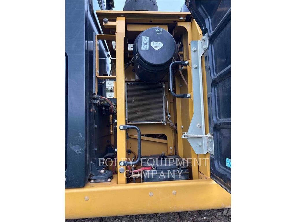 CAT 330FL Bagri goseničarji