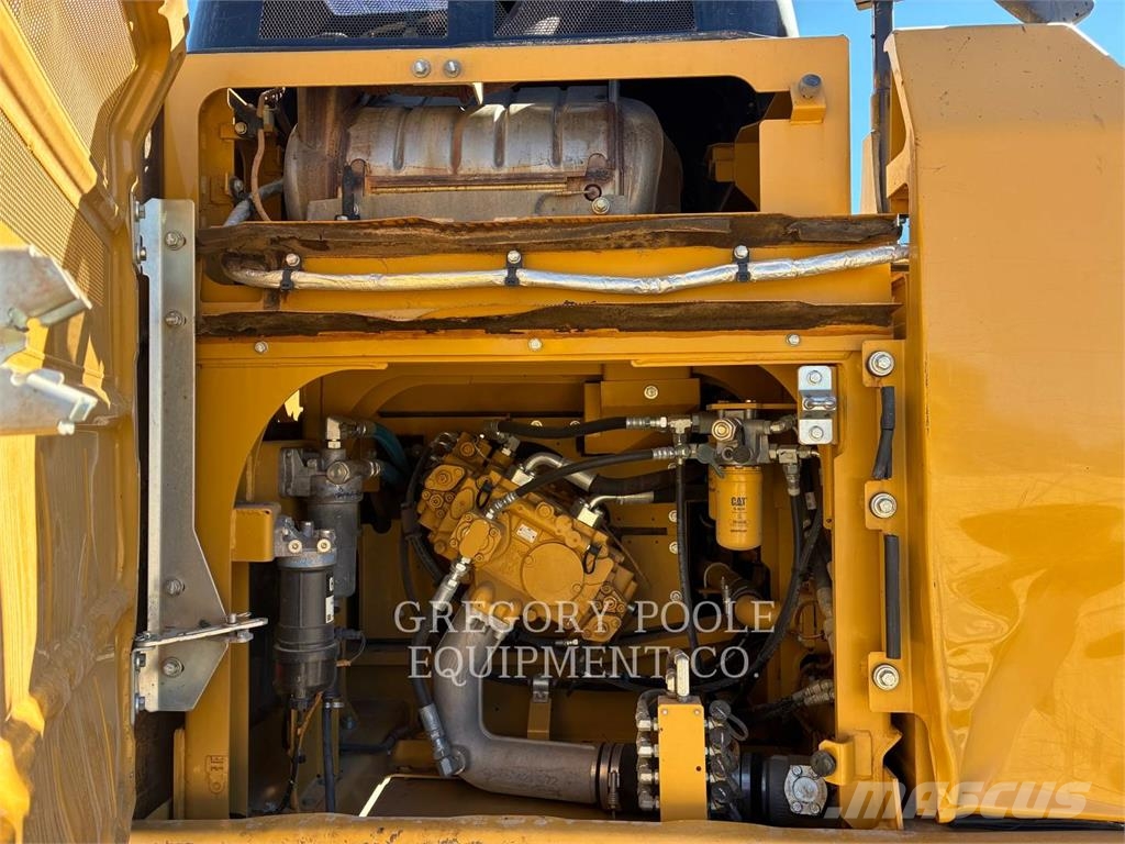 CAT 330FL Kāpurķēžu ekskavatori