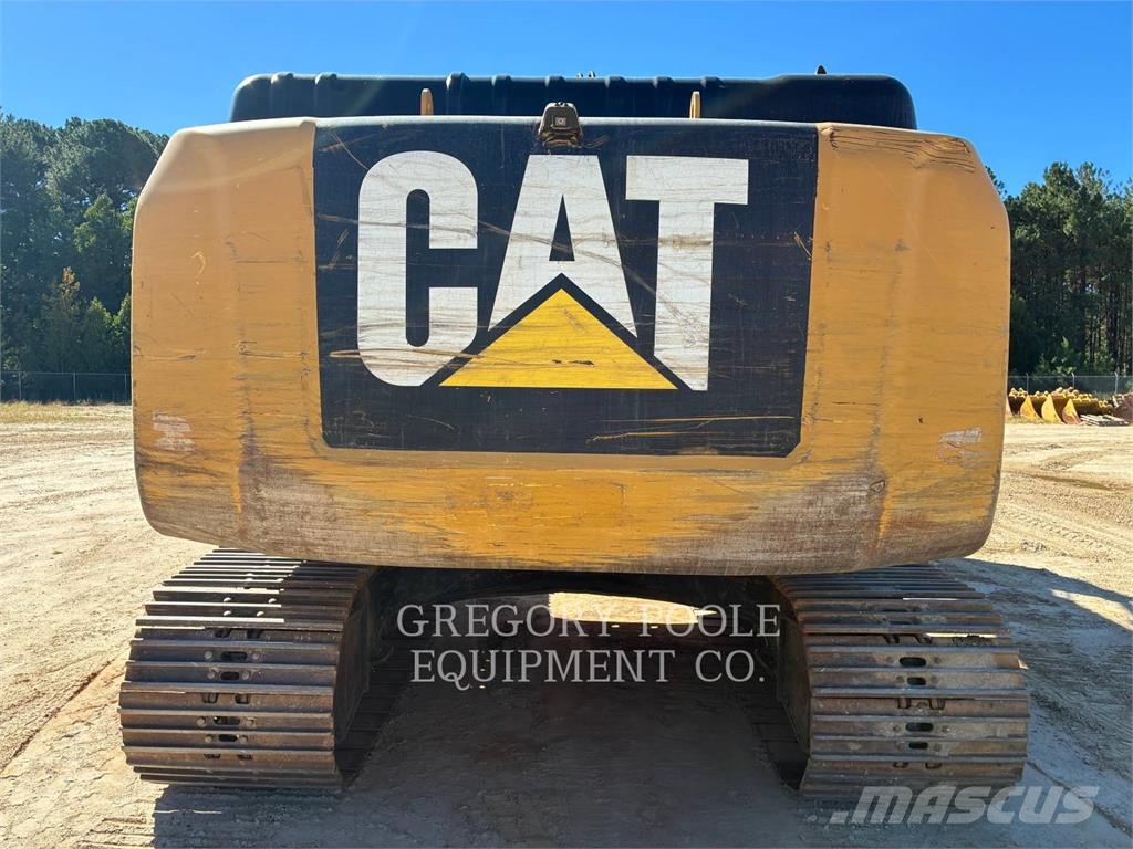 CAT 330FL Kāpurķēžu ekskavatori