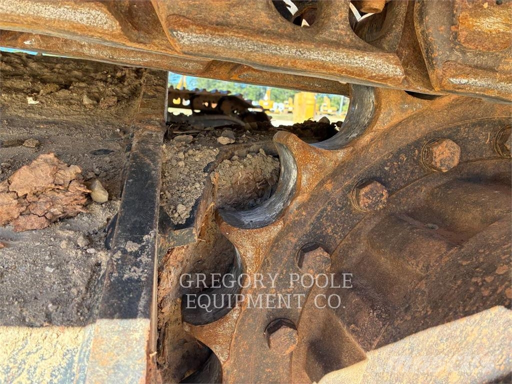 CAT 330FL Kāpurķēžu ekskavatori