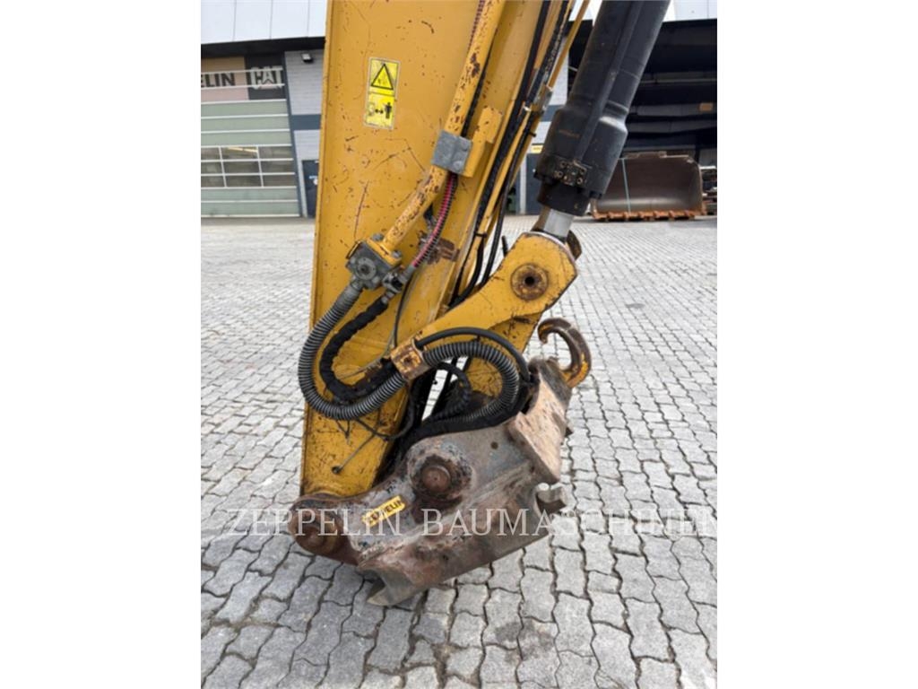 CAT 330FLN Lánctalpas kotrók