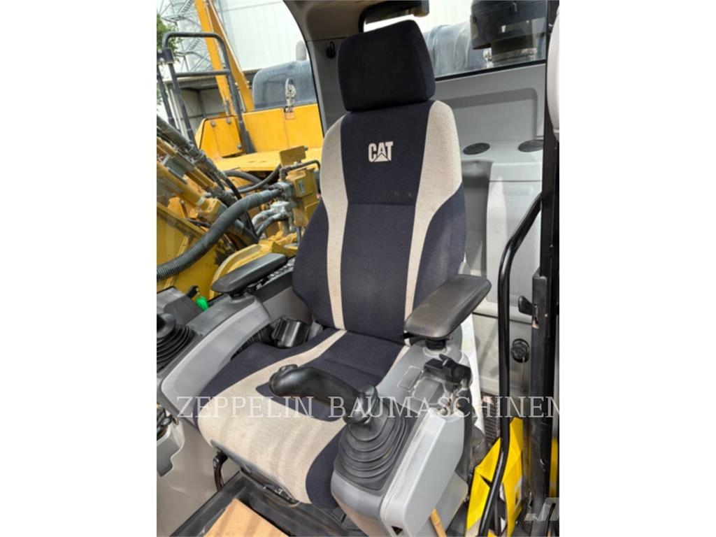 CAT 330FLN Lánctalpas kotrók